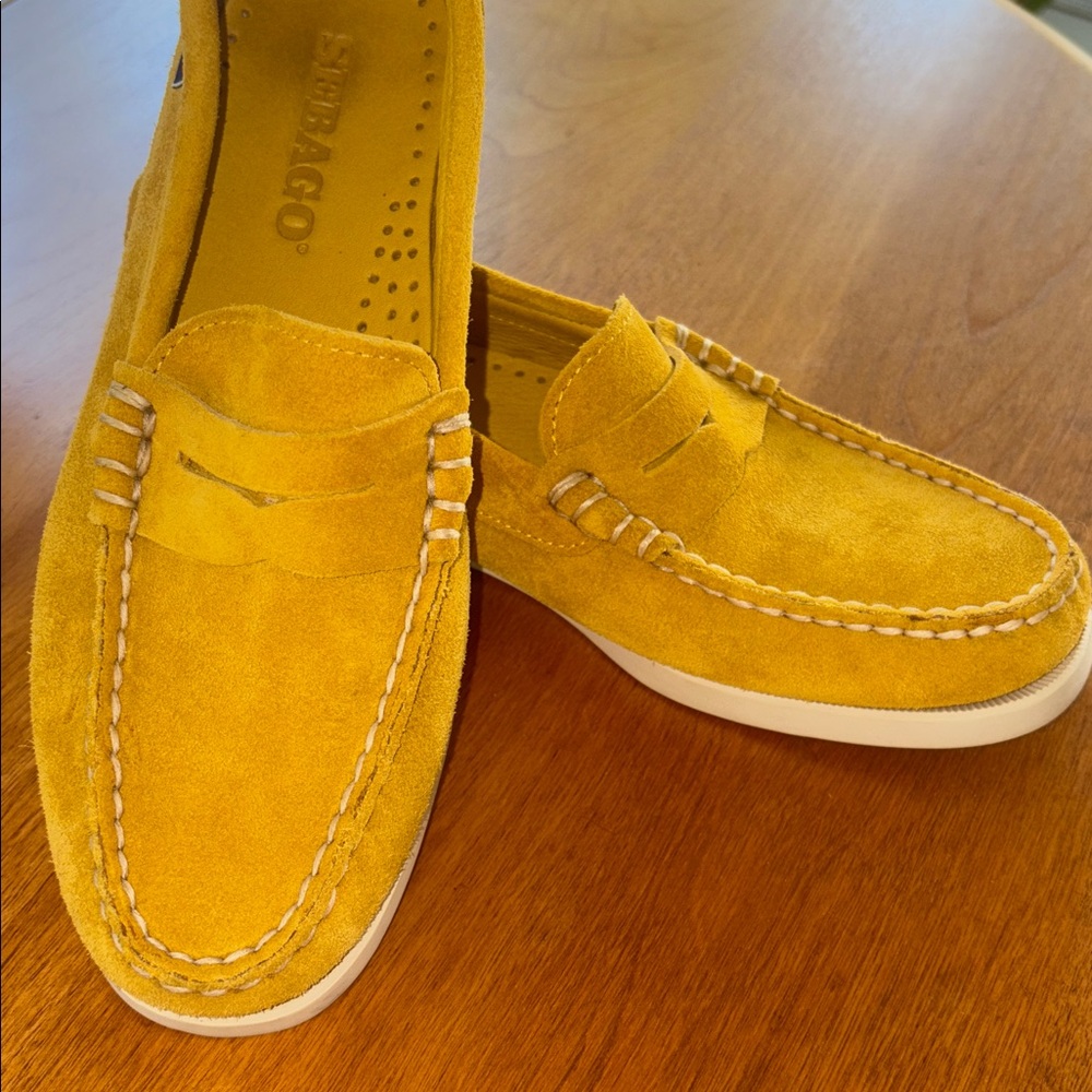 Gorgeous Sebago Suede Loafers 38.
